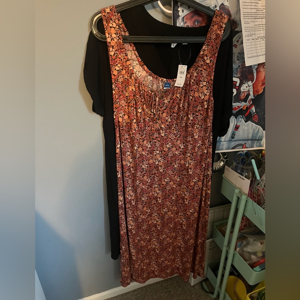 Old navy dress never wore